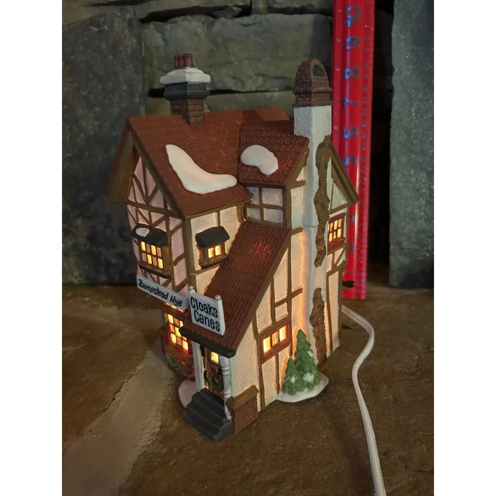 Dept 56 Bumpstead Nye Cloaks & Canes # 5808-4 with box and light